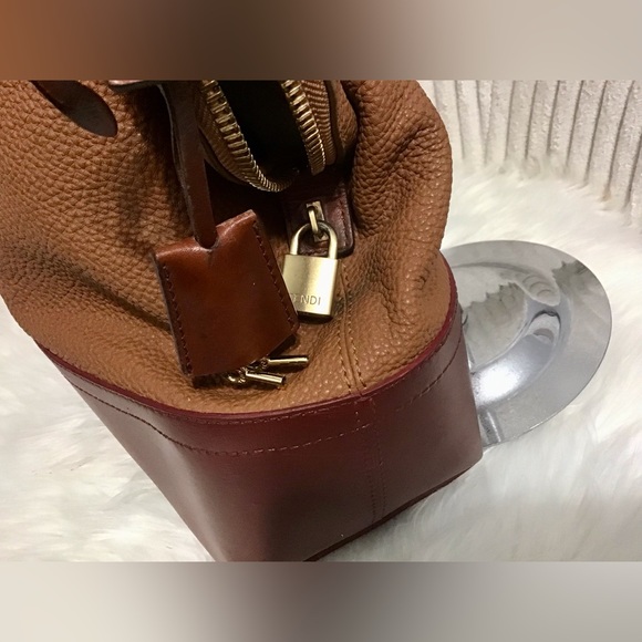 Fendi Bags - Picture 6 of 16
